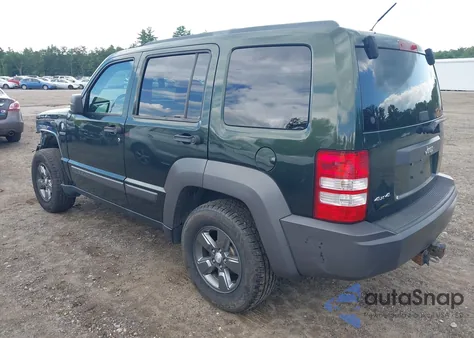 2010 Jeep Liberty Renegade z USA, uszkodzony, nr VIN 1J4PN3GK6AW148624